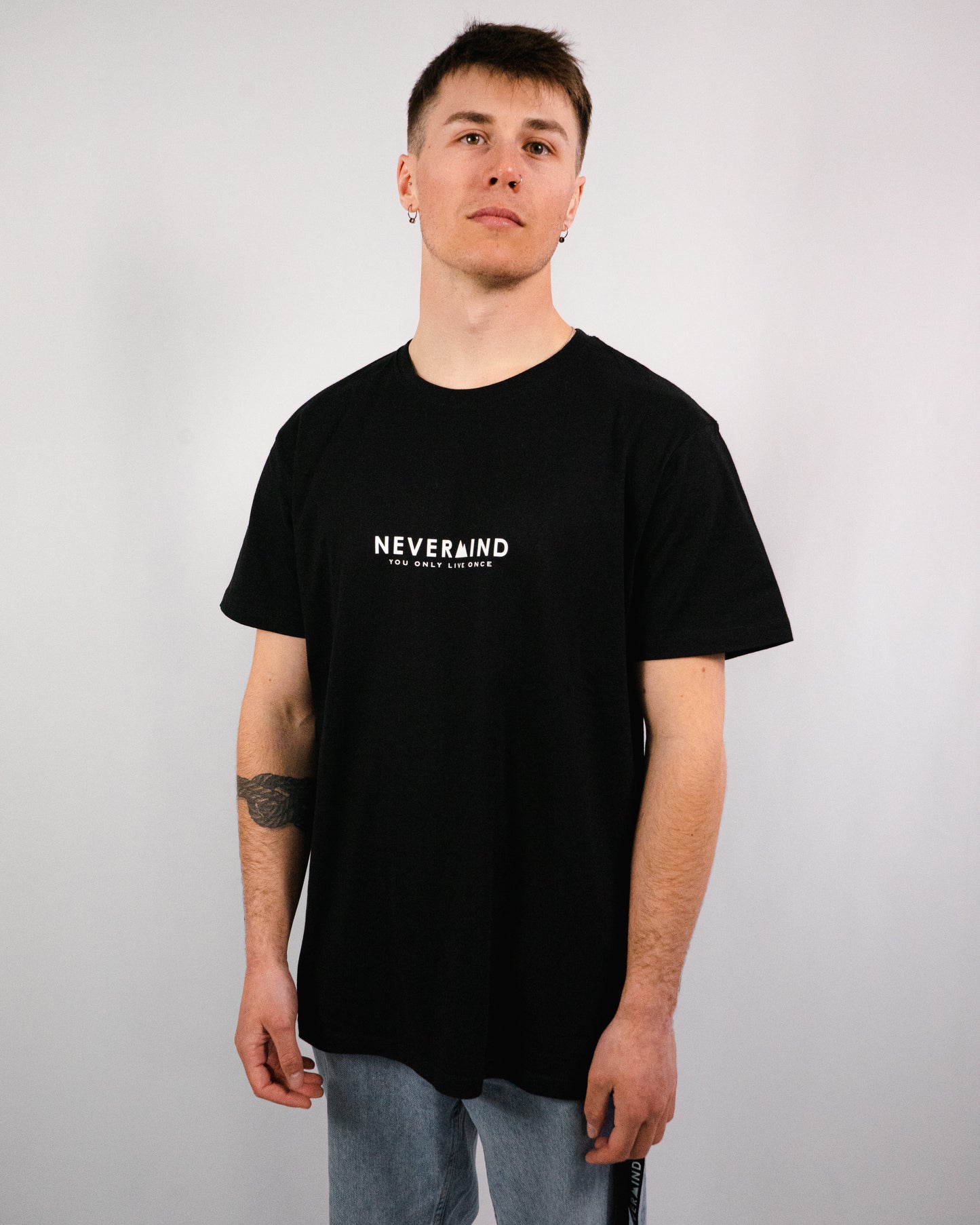 CLASSIC TEE BLACK