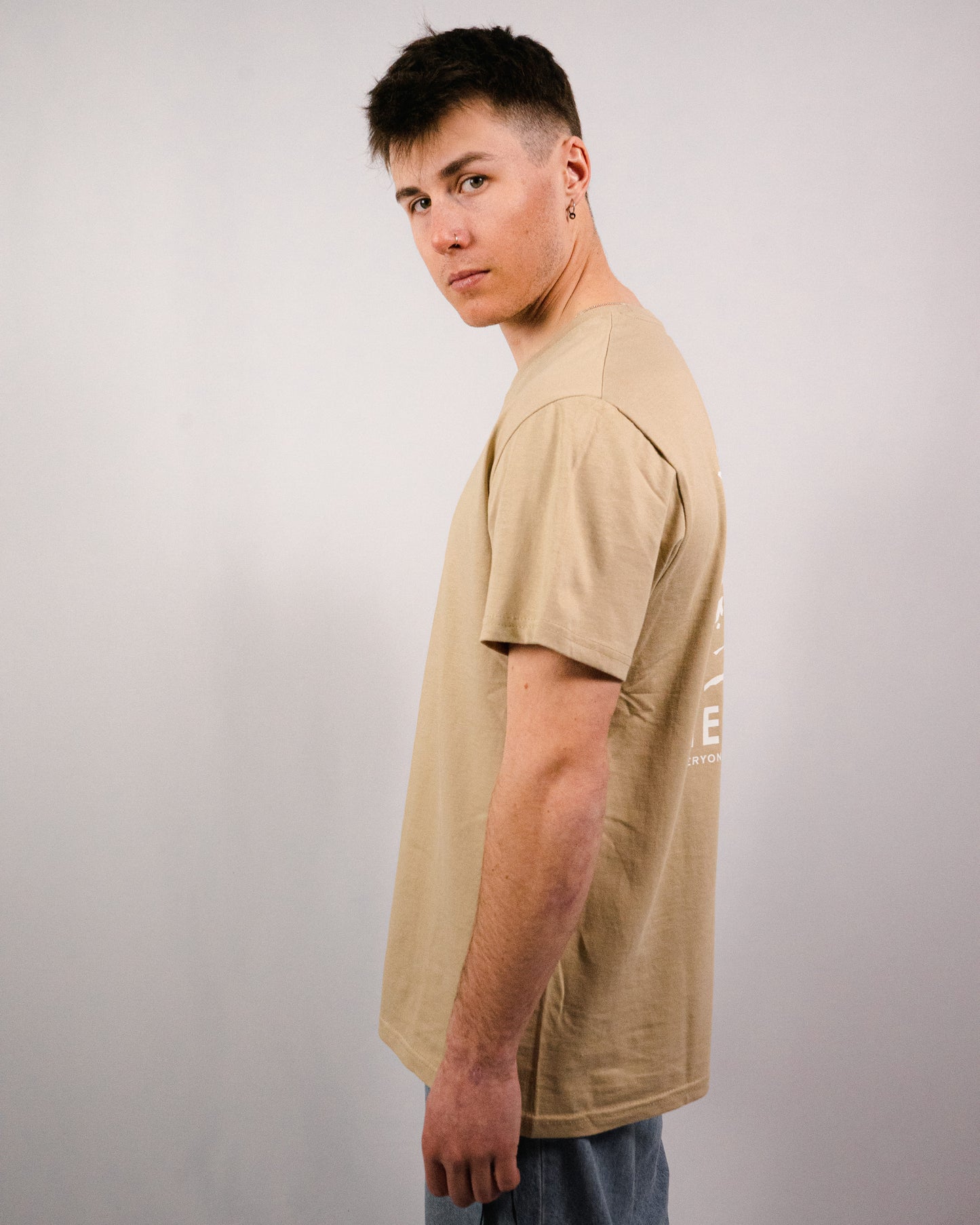 CLASSIC TEE BEIGE