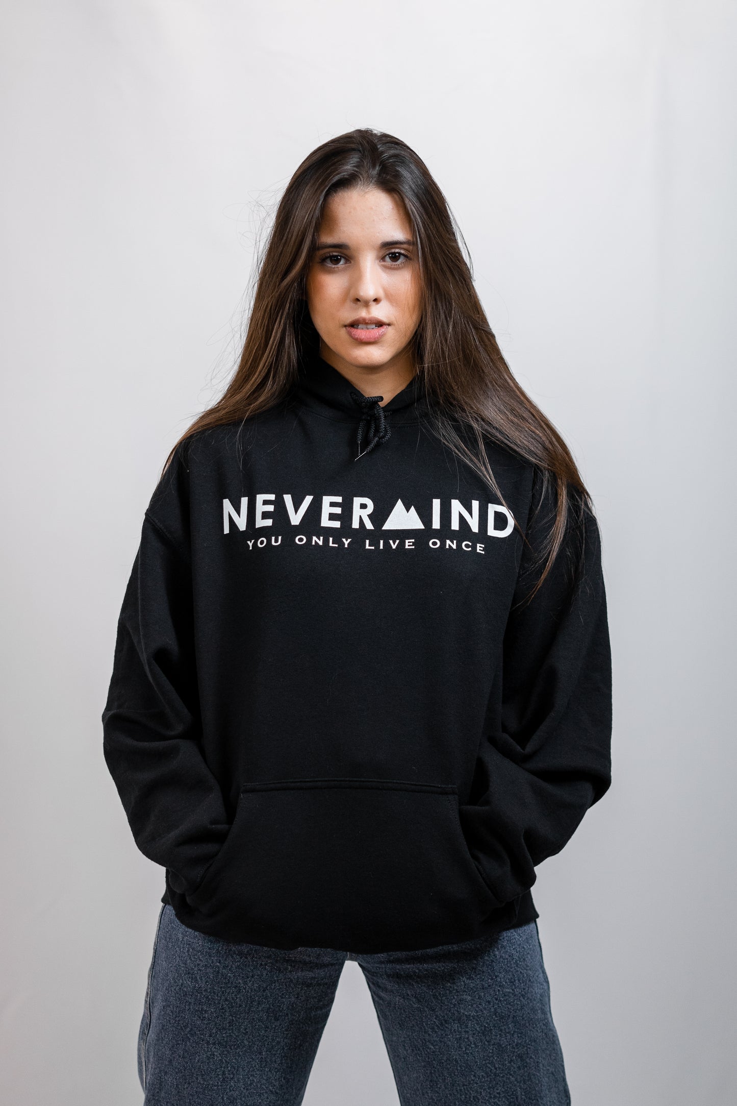 CLASSIC HOODIE BLACK